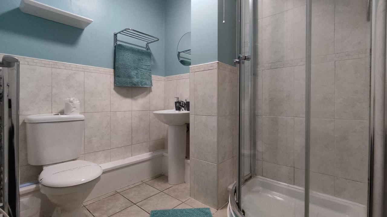شقة Modern 1-Bed Flat In ويجان المظهر الخارجي الصورة